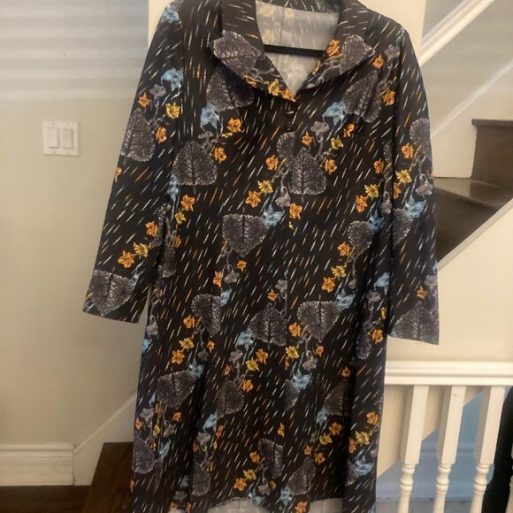 Longsleeve Black Poly Vintage Dress - Picture 6 of 9